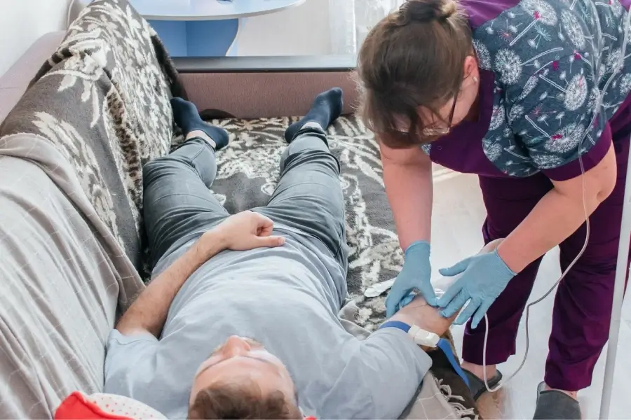 Срочный вывод из запоя в Белоозёрском: быстро, недорого